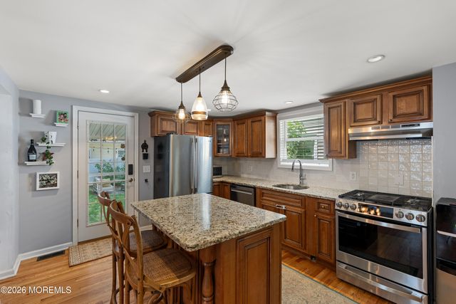 84 Linden Place, Red Bank, NJ 07701