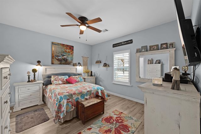 860 FAIRWAY LN, Counce, TN 38326