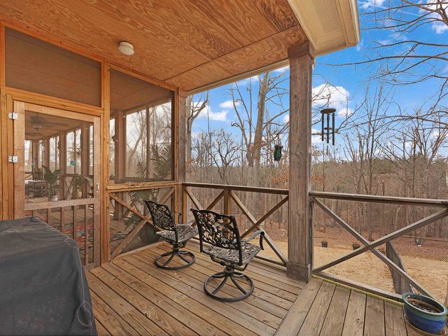 860 FAIRWAY LN, Counce, TN 38326