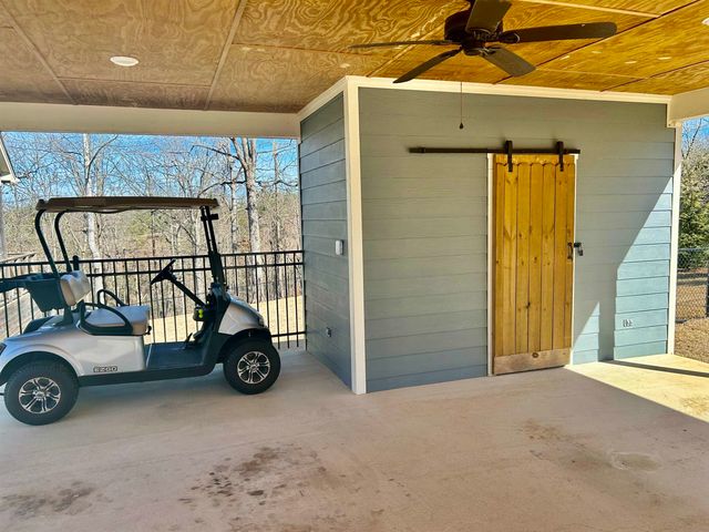 860 FAIRWAY LN, Counce, TN 38326