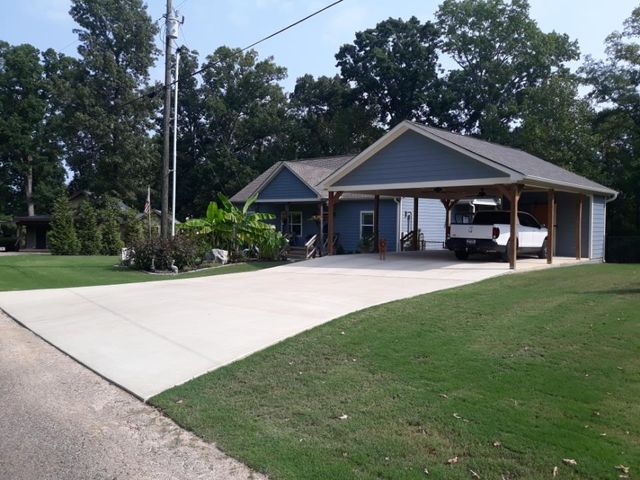 860 FAIRWAY LN, Counce, TN 38326