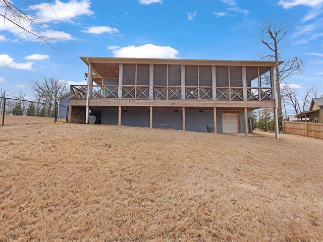 860 FAIRWAY LN, Counce, TN 38326
