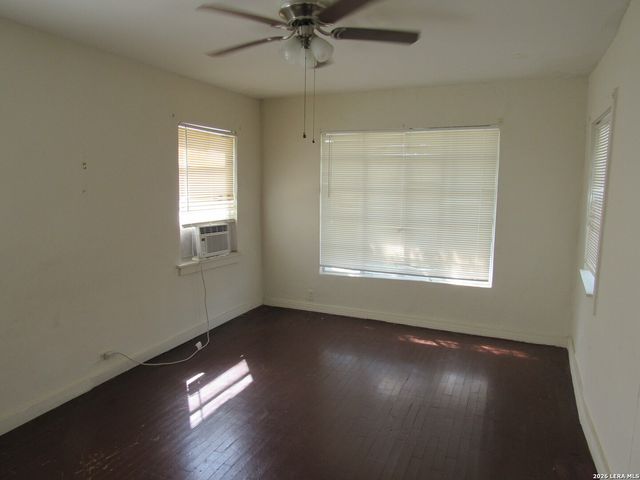 1509 W Woodlawn Ave Apt 1, San Antonio, TX 78201