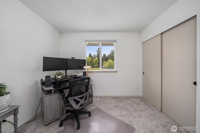 11822 261st Avenue E, Buckley, WA 98321