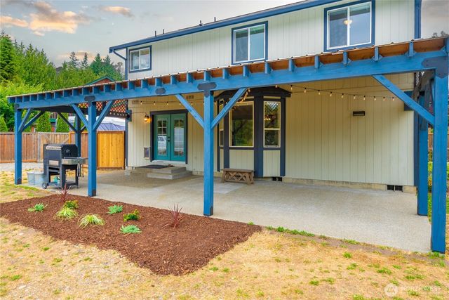 11822 261st Avenue E, Buckley, WA 98321