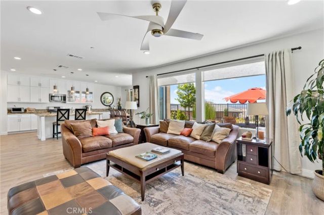 18106 Meridian Lane, Saugus, CA 91350