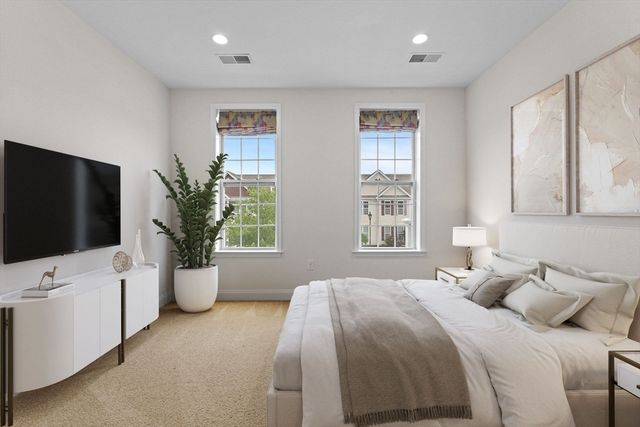 113 Corning Fairbanks Way 113, Westborough, MA 01581