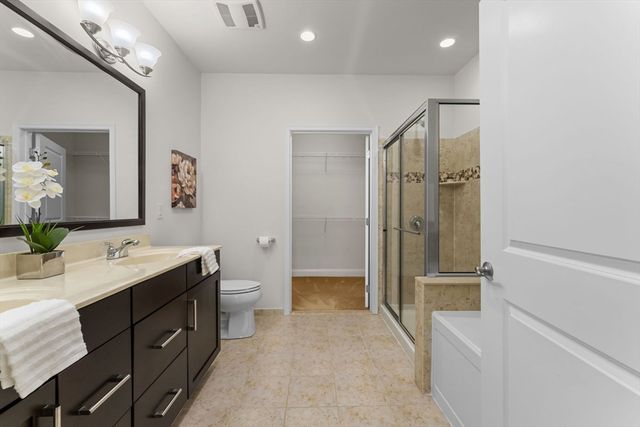 113 Corning Fairbanks Way 113, Westborough, MA 01581