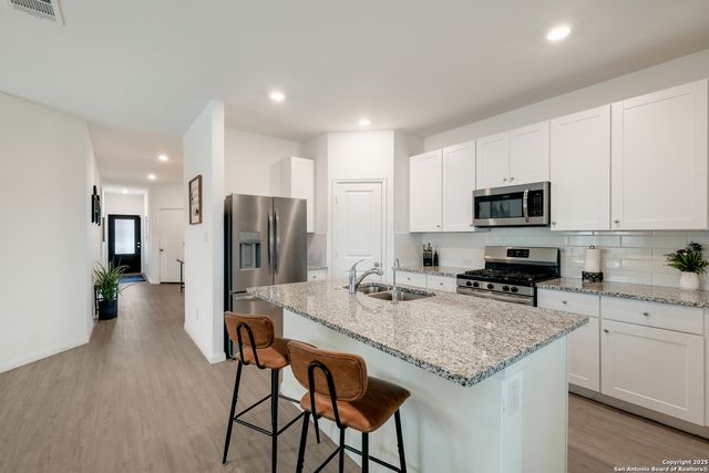 5904 Forenoon Dr, Bulverde, TX 78163