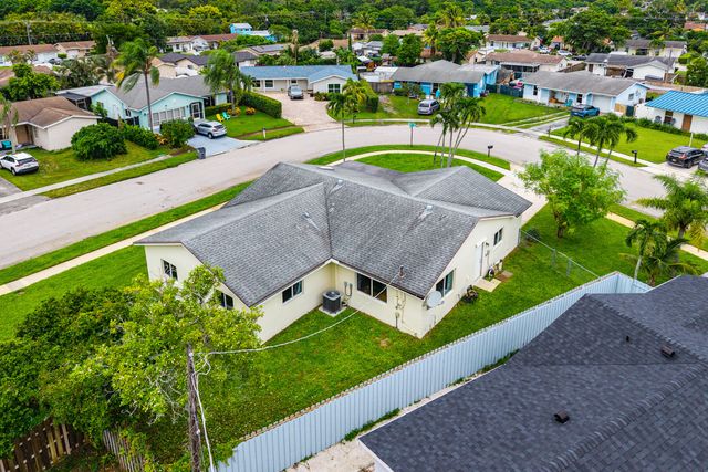 22217 SW 64TH Terrace, Boca Raton, FL 33428