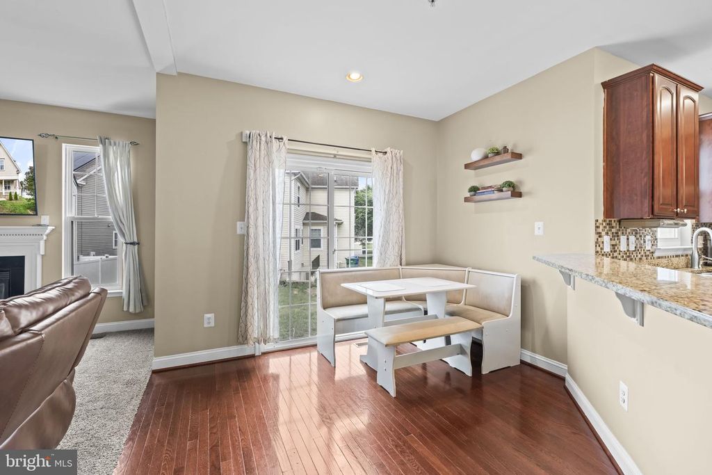 Image 19 of property listing at 11642 LAS COLINAS CT, Waldorf, MD 20602