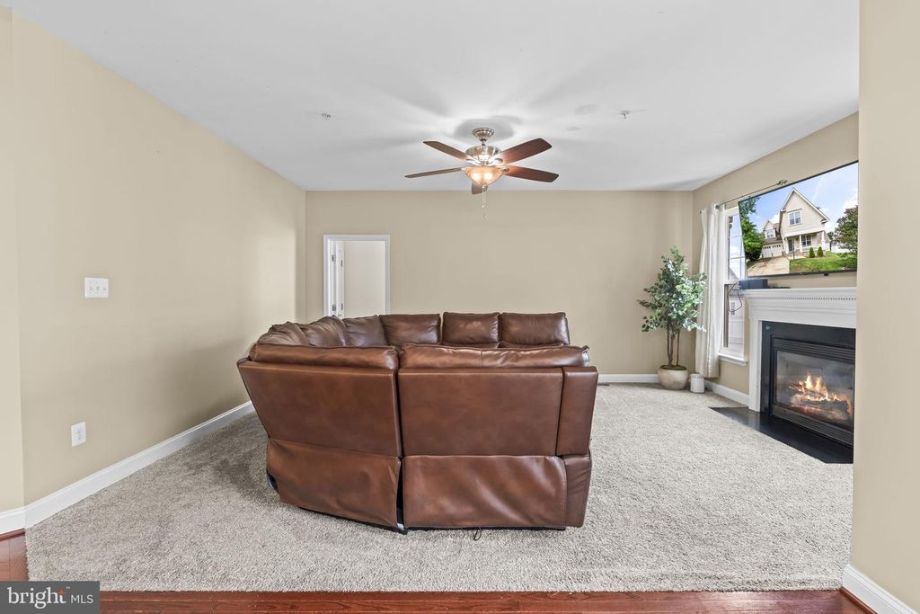 Image 22 of property listing at 11642 LAS COLINAS CT, Waldorf, MD 20602