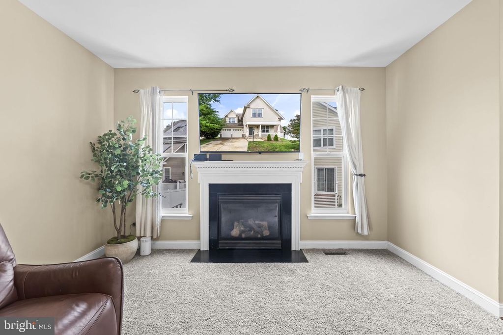 Image 25 of property listing at 11642 LAS COLINAS CT, Waldorf, MD 20602