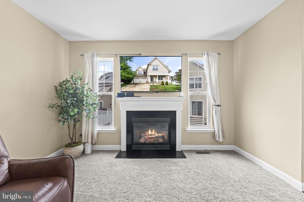 Image 26 of property listing at 11642 LAS COLINAS CT, Waldorf, MD 20602