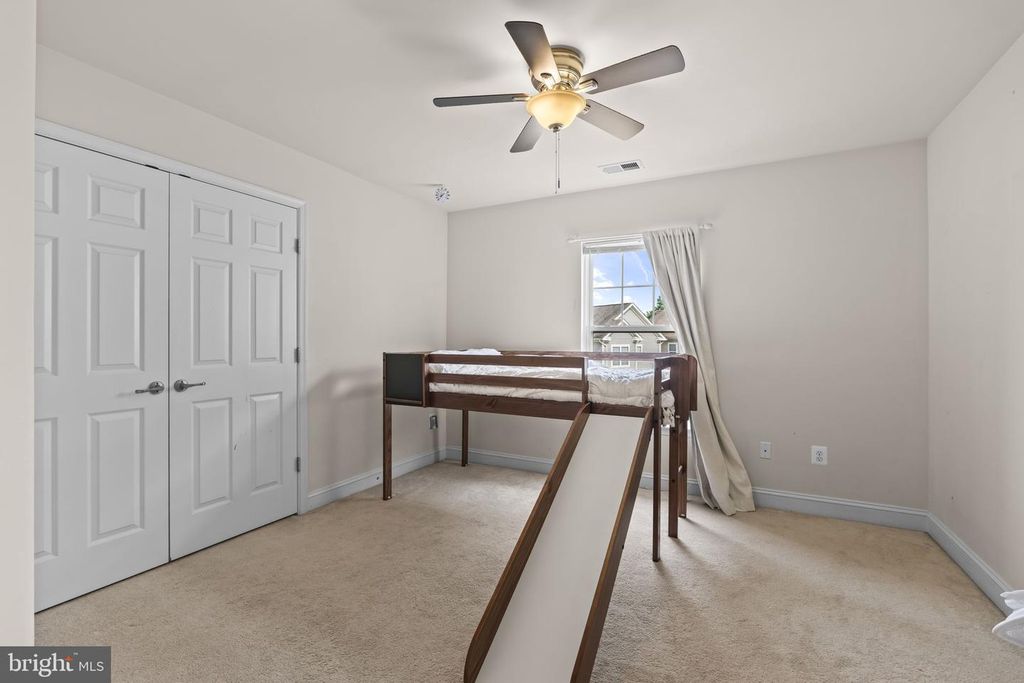 Image 45 of property listing at 11642 LAS COLINAS CT, Waldorf, MD 20602
