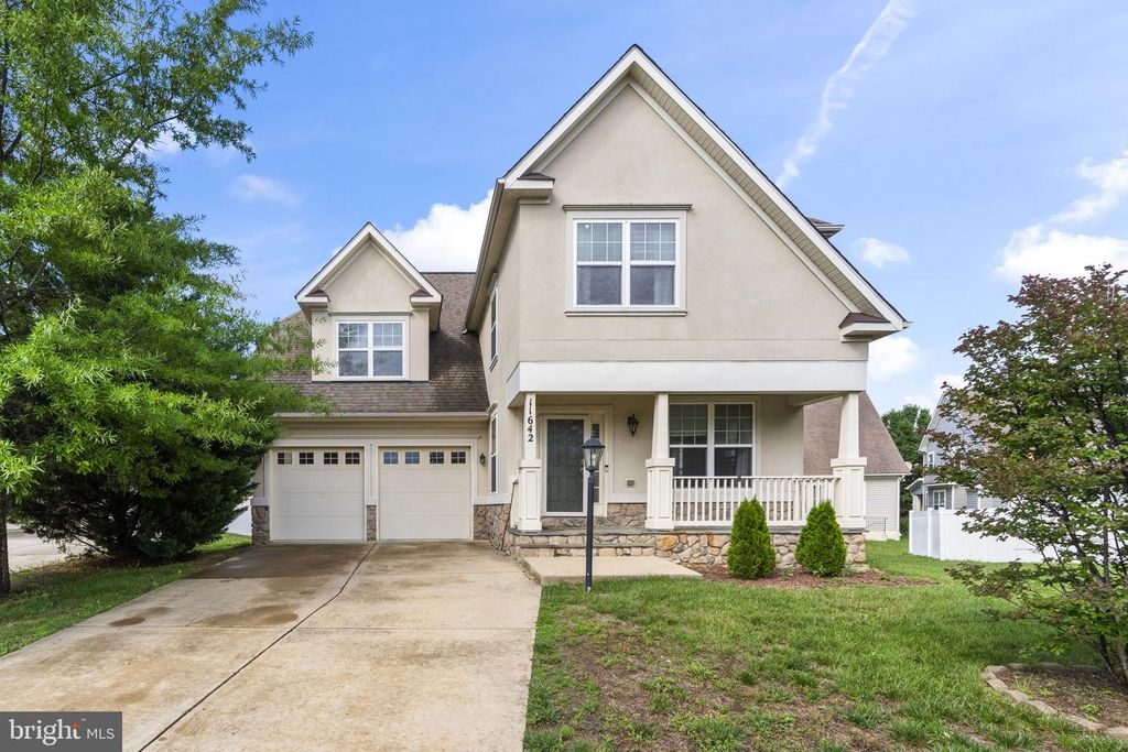 Image 60 of property listing at 11642 LAS COLINAS CT, Waldorf, MD 20602