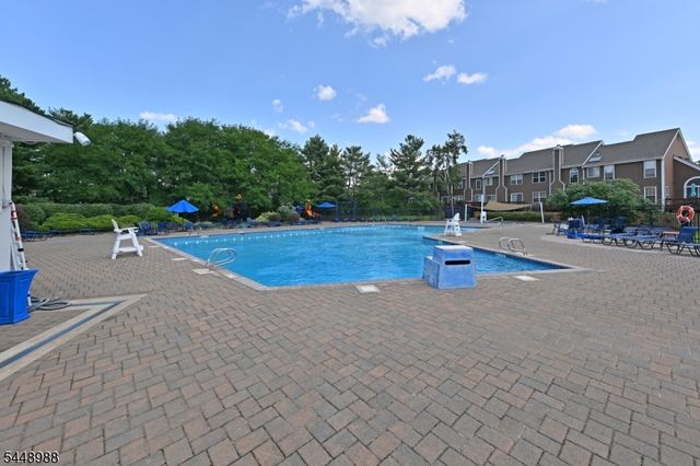 354 Stiles Ct, West Orange Twp., NJ 07052