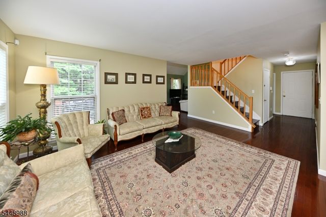 354 Stiles Ct, West Orange Twp., NJ 07052