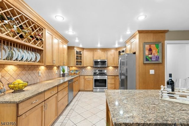 301 JOHN STREET, Westfield Town, NJ 07090