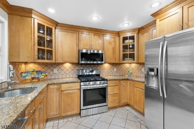 301 JOHN STREET, Westfield Town, NJ 07090