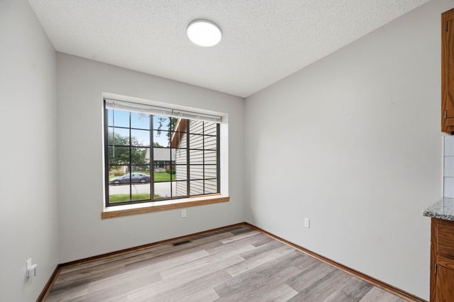 2547 S Yellowstone Ct, Wichita, KS 67215
