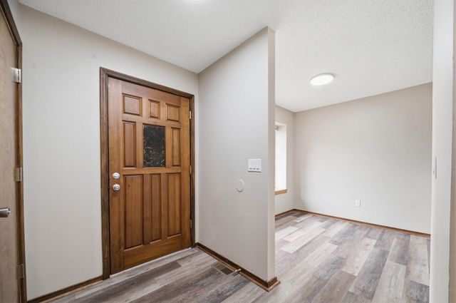 2547 S Yellowstone Ct, Wichita, KS 67215