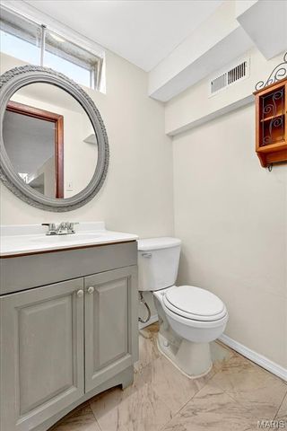 6360 Silver Fox Drive, Florissant, MO 63034