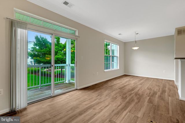 13030 CABIN CREEK RD, Herndon, VA 20171