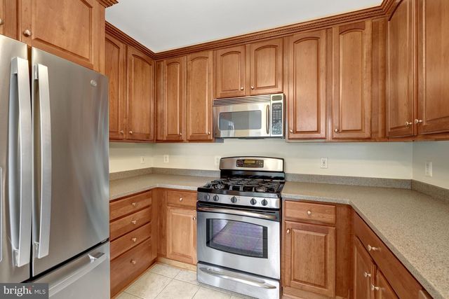 13030 CABIN CREEK RD, Herndon, VA 20171