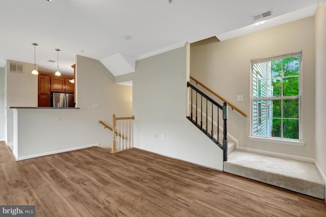 13030 CABIN CREEK RD, Herndon, VA 20171