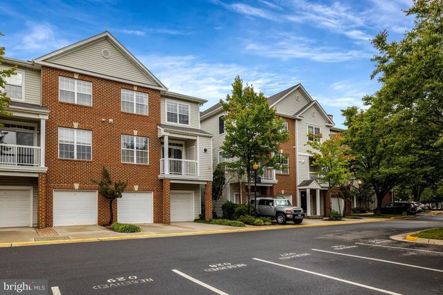 13030 CABIN CREEK RD, Herndon, VA 20171