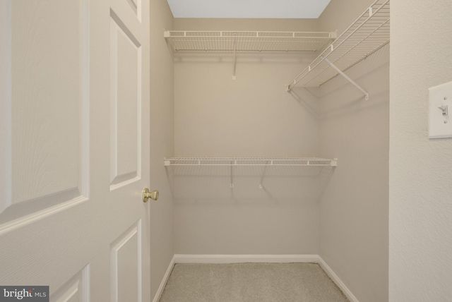 13030 CABIN CREEK RD, Herndon, VA 20171