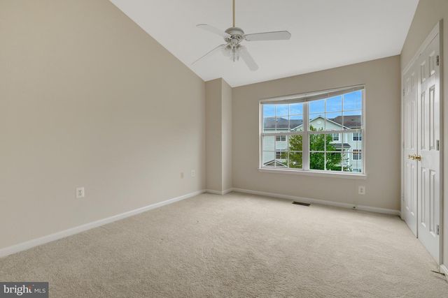 13030 CABIN CREEK RD, Herndon, VA 20171