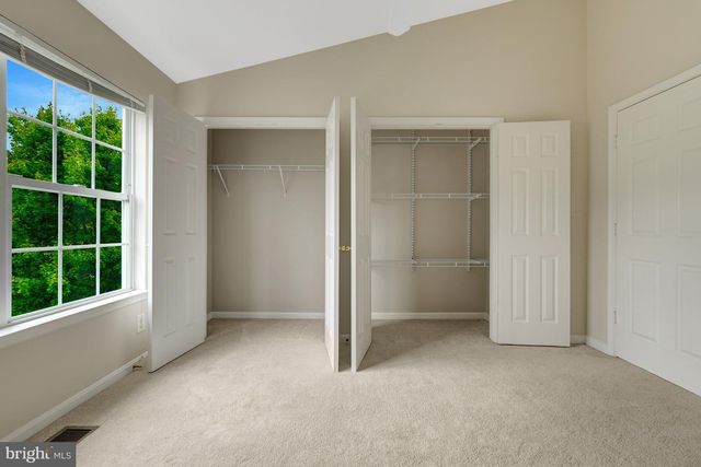 13030 CABIN CREEK RD, Herndon, VA 20171