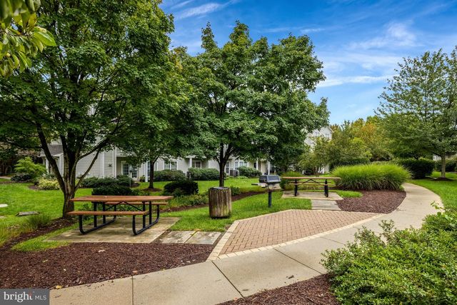 13030 CABIN CREEK RD, Herndon, VA 20171