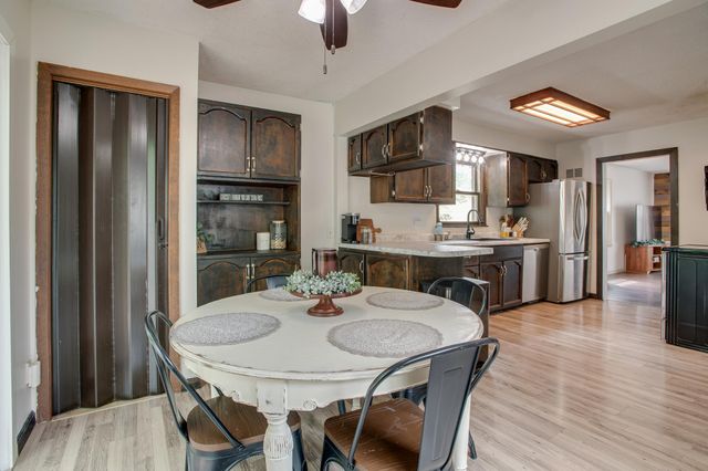 424 15th Street S, Moorhead, MN 56560