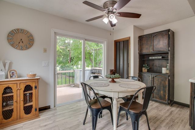 424 15th Street S, Moorhead, MN 56560