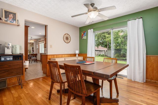 258 Sinsbury Drive N, Worthington, OH 43085