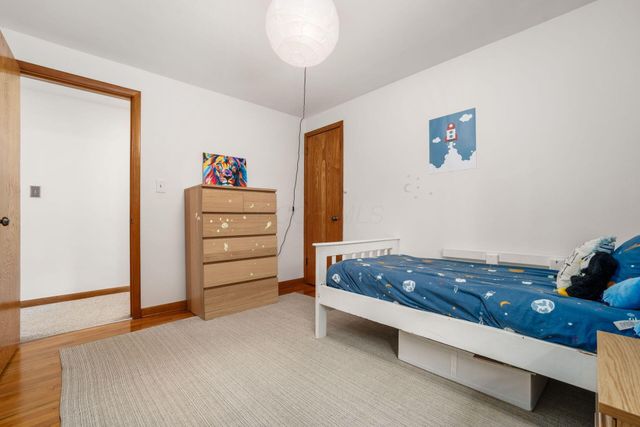 258 Sinsbury Drive N, Worthington, OH 43085