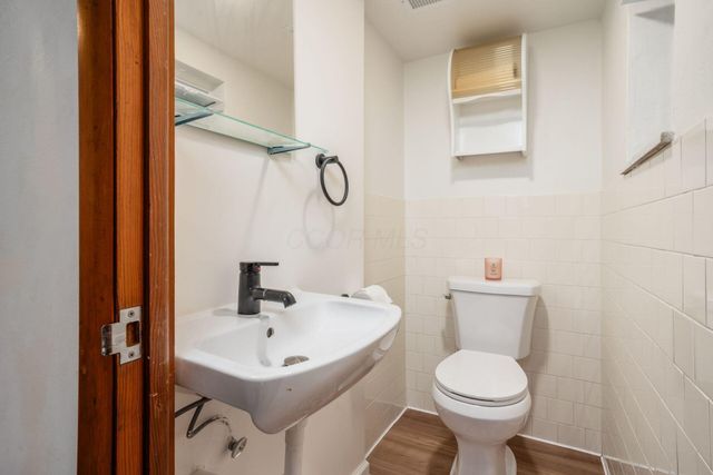 258 Sinsbury Drive N, Worthington, OH 43085
