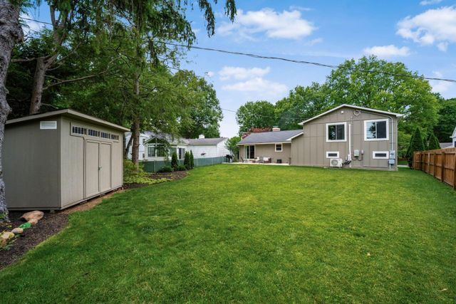 258 Sinsbury Drive N, Worthington, OH 43085