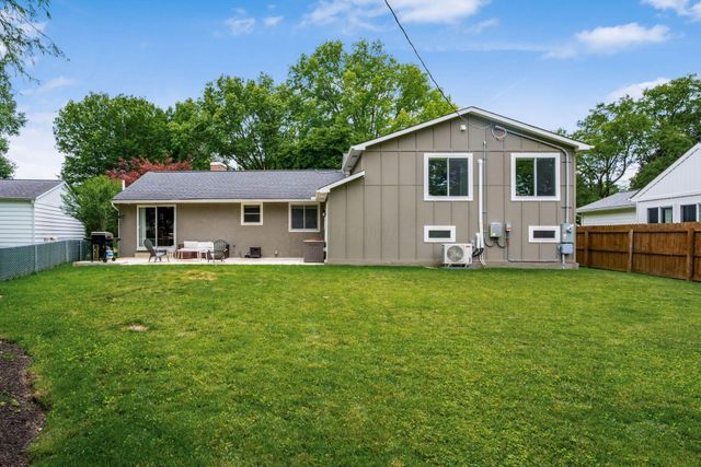 258 Sinsbury Drive N, Worthington, OH 43085