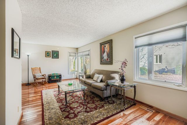 7616 Landau Drive, Bloomington, MN 55438