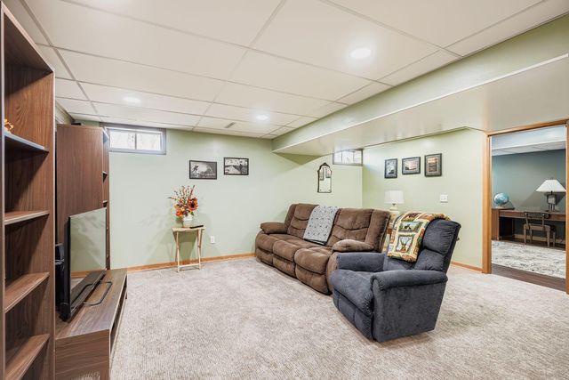 7616 Landau Drive, Bloomington, MN 55438