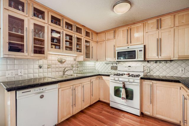 7616 Landau Drive, Bloomington, MN 55438