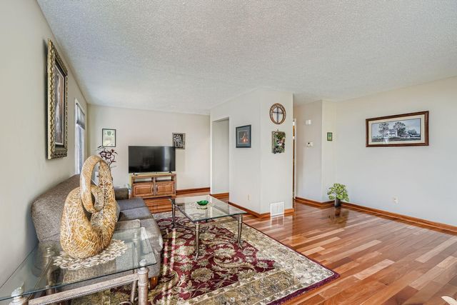 7616 Landau Drive, Bloomington, MN 55438