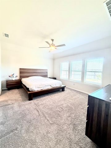 6718 Goldenrain Drive, Venus, TX 76084