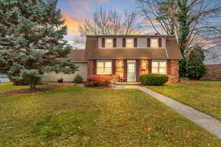 17849 Fairway Street, Livonia, MI 48152