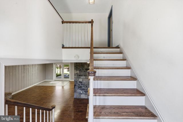 1539 HAROLD DR, Inwood, WV 25428