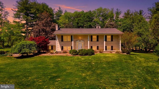 1539 HAROLD DR, Inwood, WV 25428